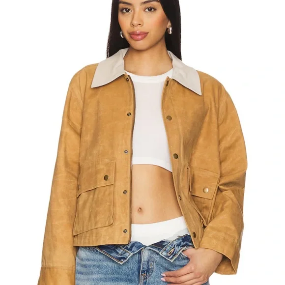 THE GREAT. The Waxed Swingy Jacket in Walnut - Picture 5 of 9